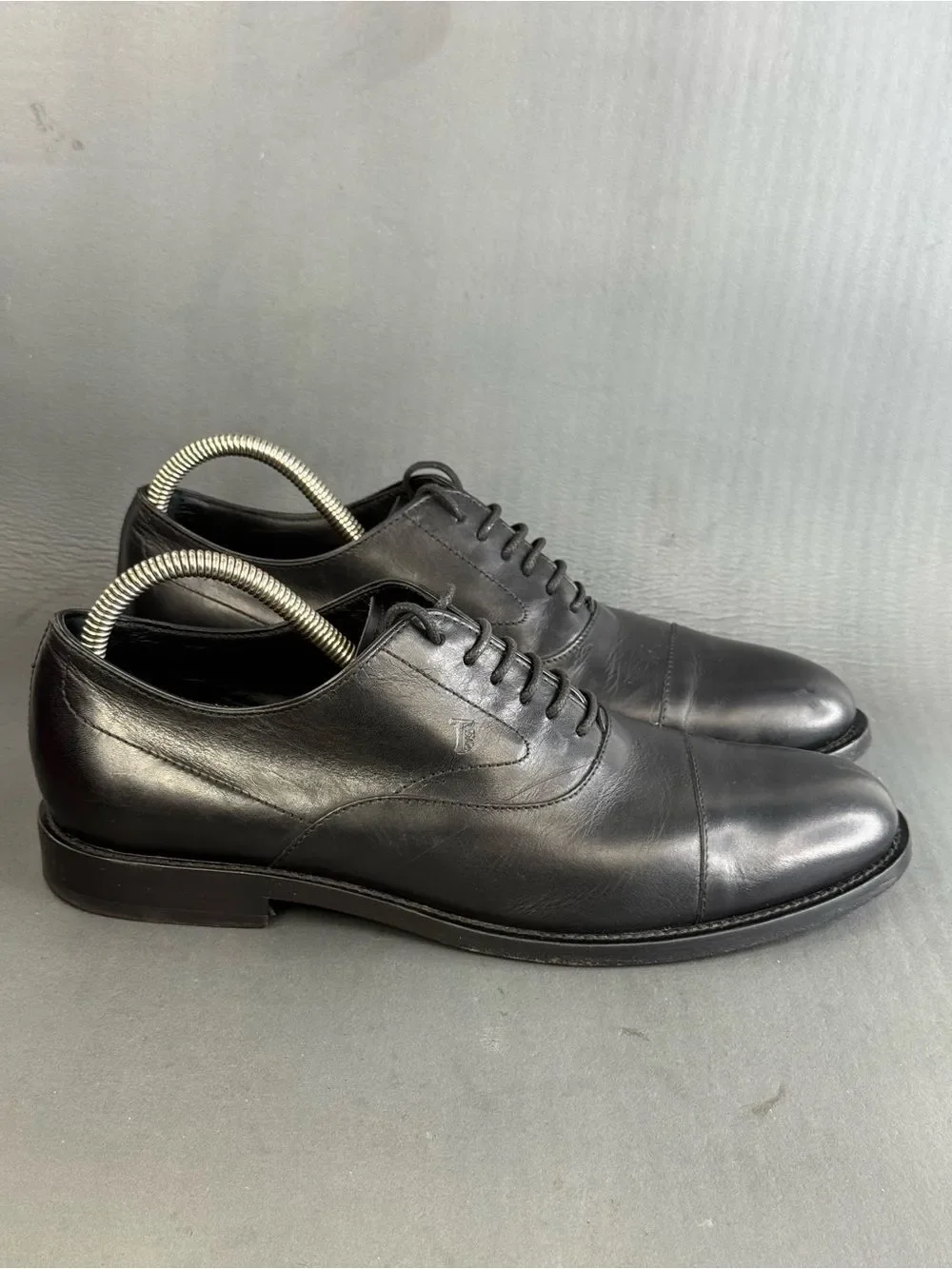 Tod's black leather oxford dress shoes men’s size 7.5